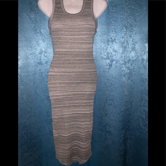 🌟3 for 30🌟bodycon dress from Wilfred free - Picture 1 of 3